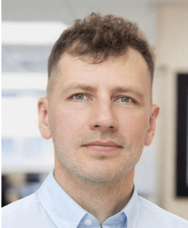 Dmytro Manzhosov
